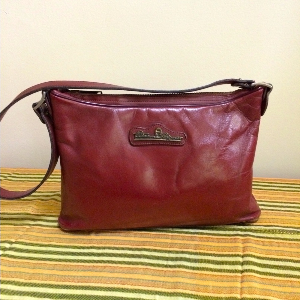 Etienne Aigner burgundy purse